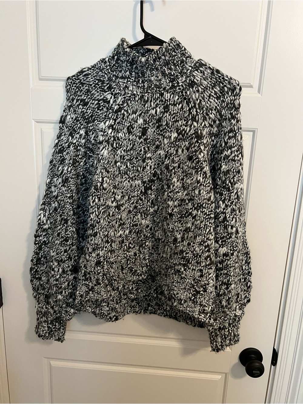 Abercrombie & Fitch Black and White Marled Turtleneck Sweater
